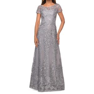 La Femme Lace Ornate Gown Size 2 New $578
